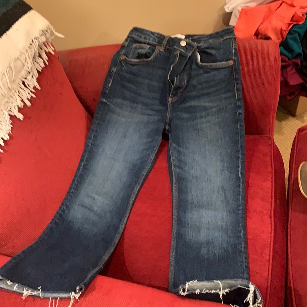 Zara wide cut ankle jeans. Brand new